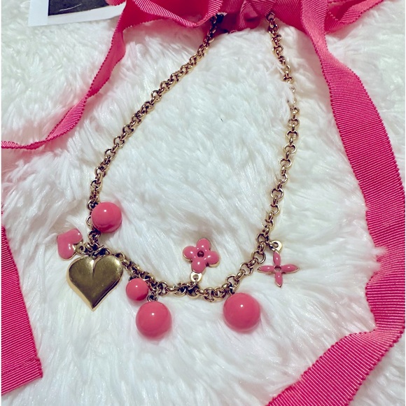 LOUIS VUITTON Enamel Sweet Monogram Necklace! - Picture 12 of 16